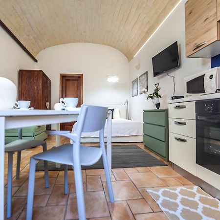 Suite Home Al Centro Di Sassari Esterno foto
